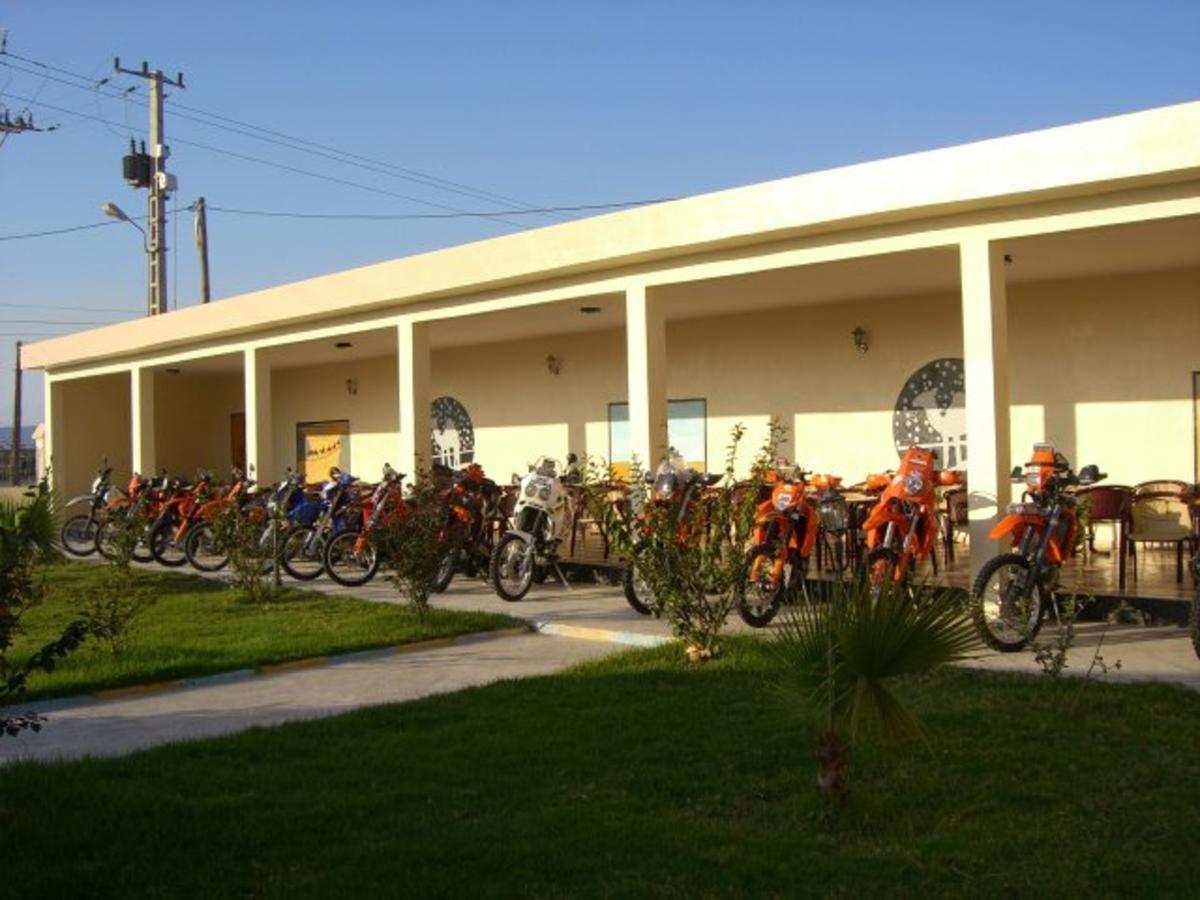 Motel Paris Dakar Selouane ภายนอก รูปภาพ