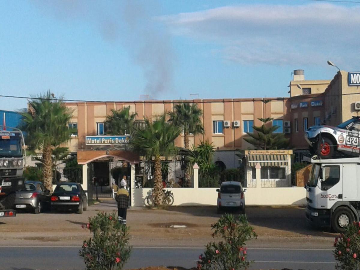 Motel Paris Dakar Selouane ภายนอก รูปภาพ