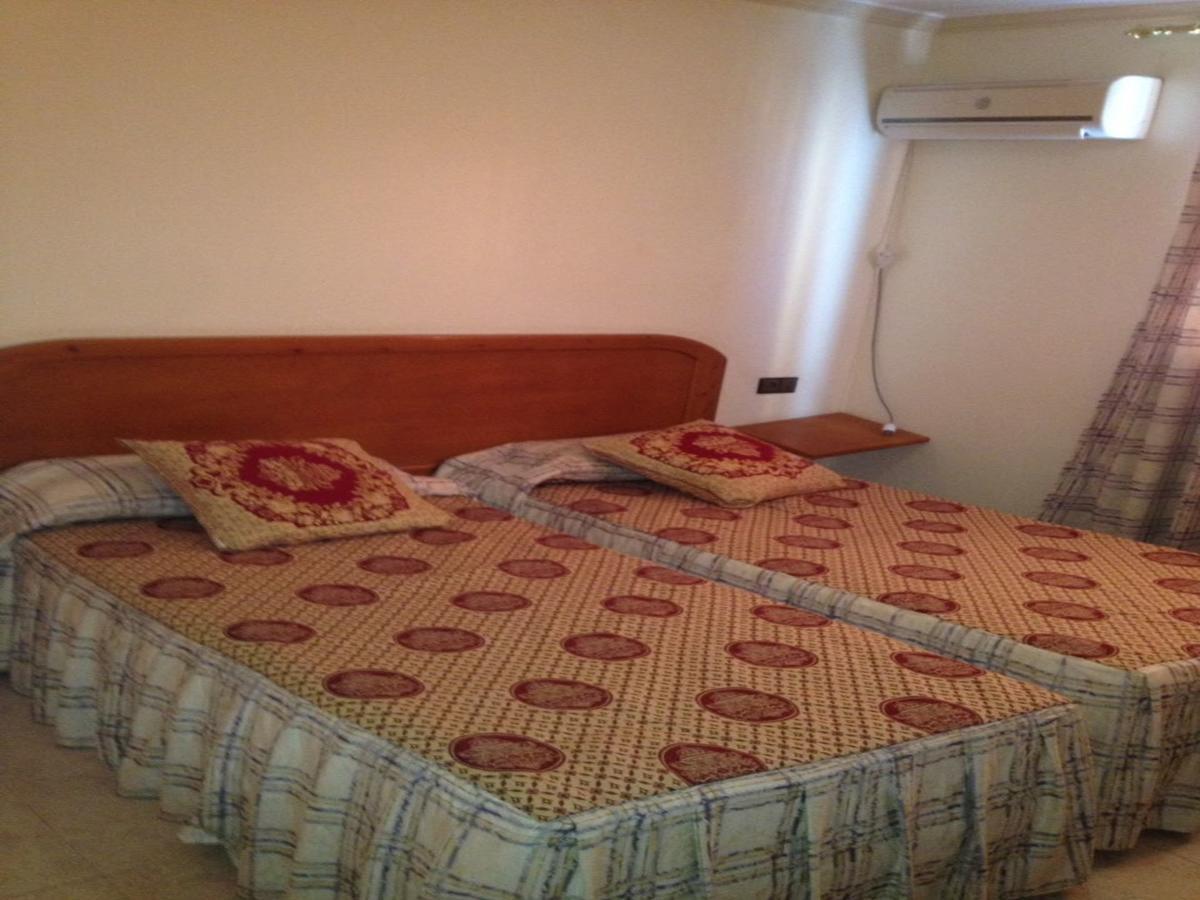 Motel Paris Dakar Selouane ภายนอก รูปภาพ