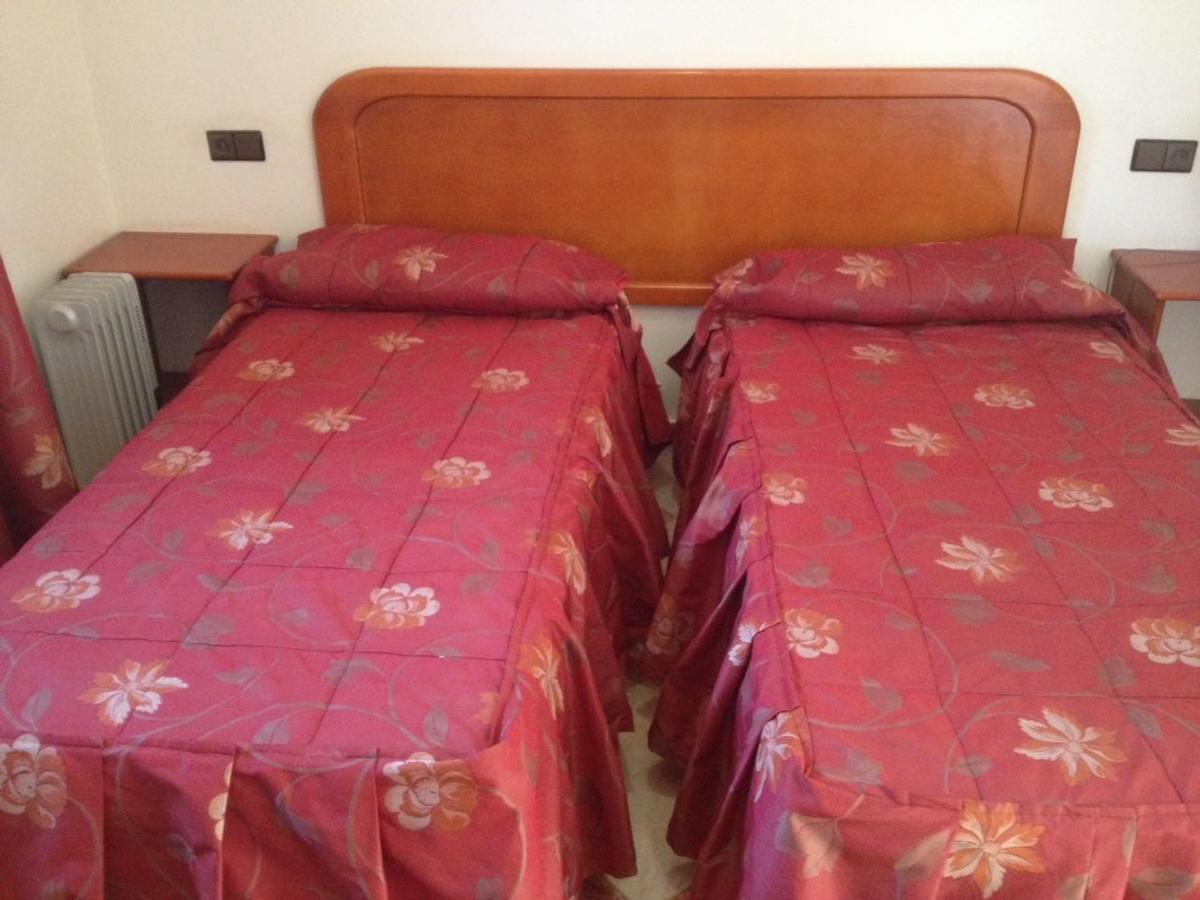 Motel Paris Dakar Selouane ภายนอก รูปภาพ